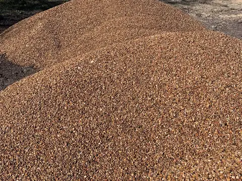 Pile of pea gravel