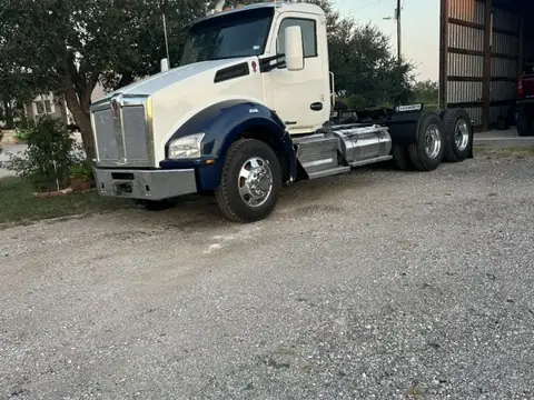 Barcenas Transportation tractor parked at the yard